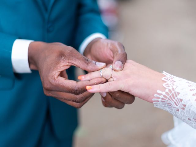 Le mariage de Jordan et Marie à Saint-Dier-d&apos;Auvergne, Puy-de-Dôme 23