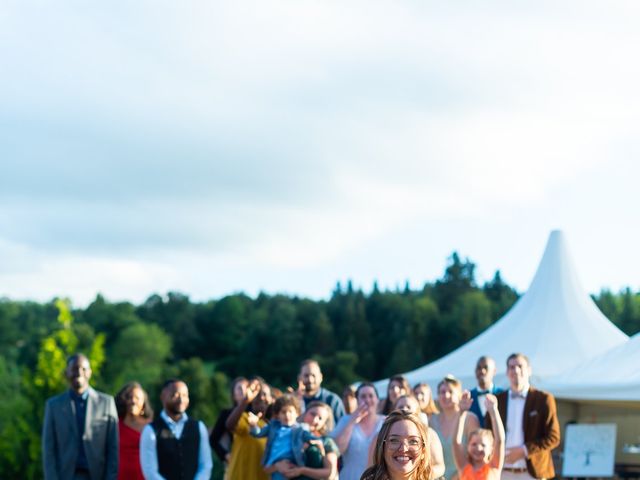 Le mariage de Jordan et Marie à Saint-Dier-d&apos;Auvergne, Puy-de-Dôme 28