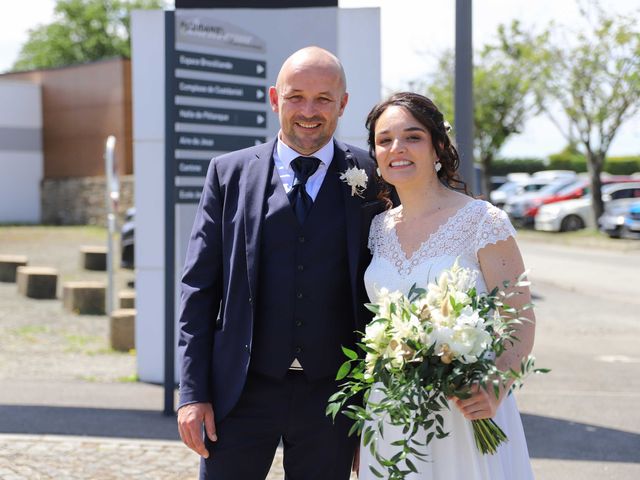 Le mariage de Mathieu et Laëtitia à Plounéventer, Finistère 6