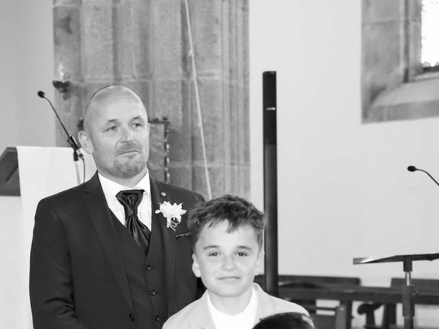 Le mariage de Mathieu et Laëtitia à Plounéventer, Finistère 26