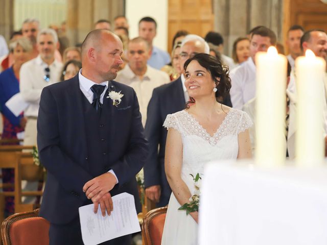 Le mariage de Mathieu et Laëtitia à Plounéventer, Finistère 33