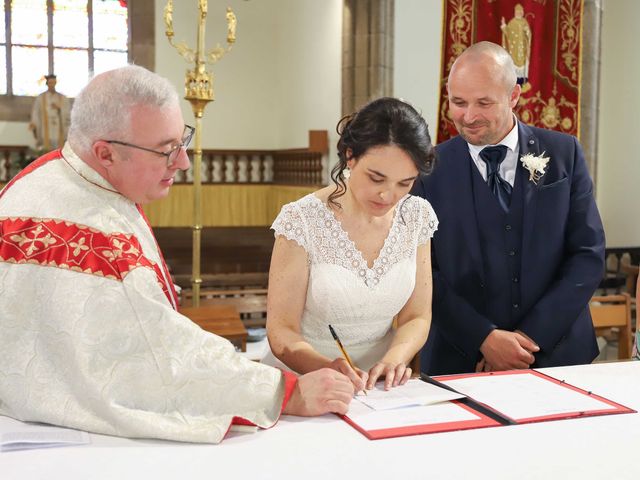 Le mariage de Mathieu et Laëtitia à Plounéventer, Finistère 39