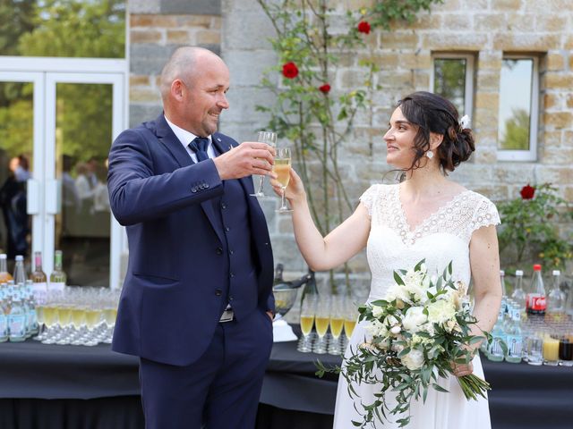 Le mariage de Mathieu et Laëtitia à Plounéventer, Finistère 51