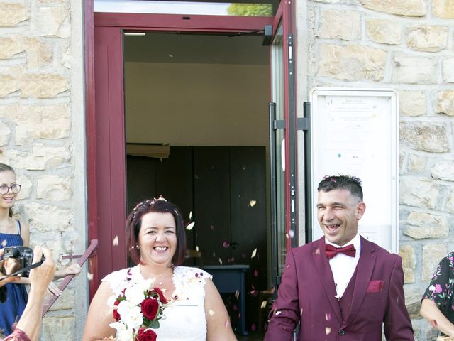 Le mariage de Jean-Chris et Amandine à Marvejols, Lozère 15