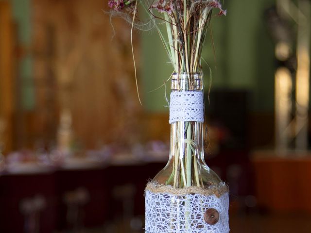 Le mariage de Jean-Chris et Amandine à Marvejols, Lozère 23