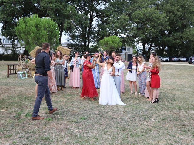 Le mariage de Rémy et Mélodie à Lusignan, Vienne 44