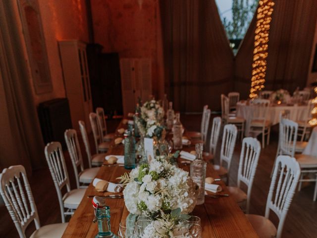 Le mariage de Julien et Elodie à Rosny-sur-Seine, Yvelines 15