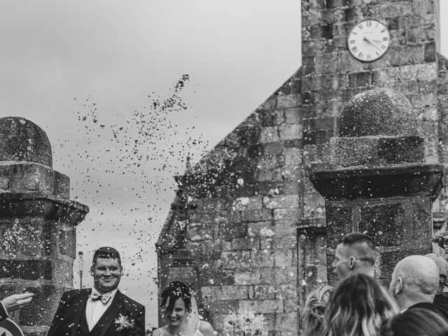 Le mariage de Claudie et Alexandre à Ploudaniel, Finistère 58