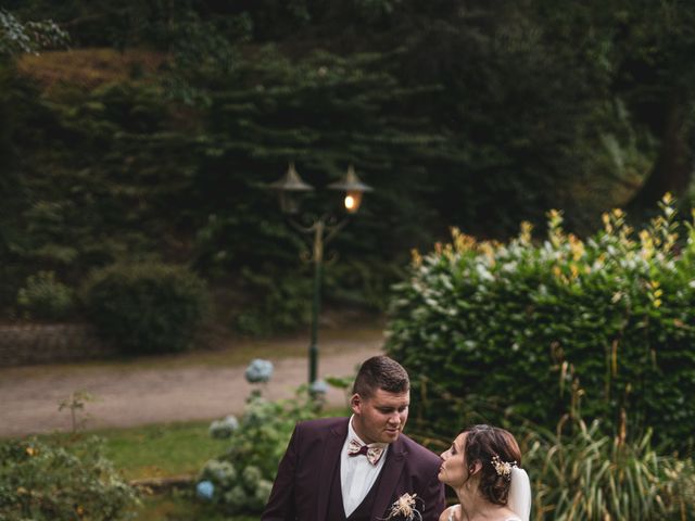 Le mariage de Claudie et Alexandre à Ploudaniel, Finistère 78