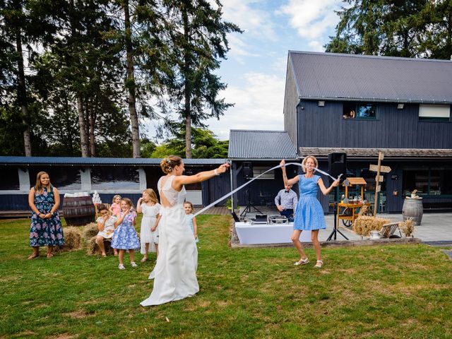 Le mariage de Pierre-Emmanuel et Sonia à Laval, Mayenne 106