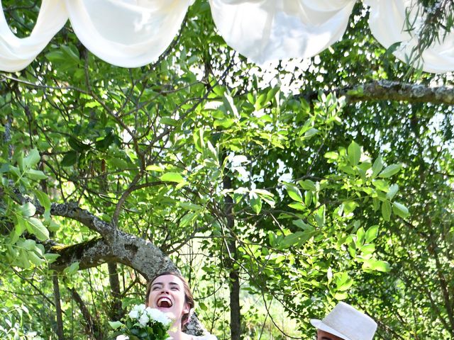 Le mariage de Florent et Laura à Lantignié, Rhône 2