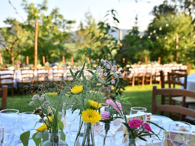 Le mariage de Florent et Laura à Lantignié, Rhône 15