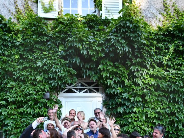 Le mariage de Florent et Laura à Lantignié, Rhône 18