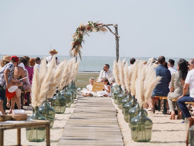 Le mariage de Yacine et Sophie à La Tremblade, Charente Maritime 5