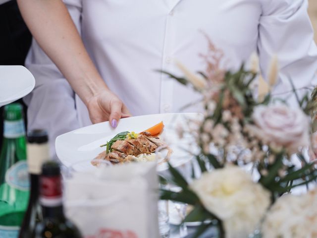 Le mariage de Yacine et Sophie à La Tremblade, Charente Maritime 9