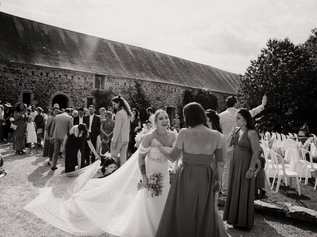 Le mariage de Léo et Louisa à Crosville-sur-Douve, Manche 57