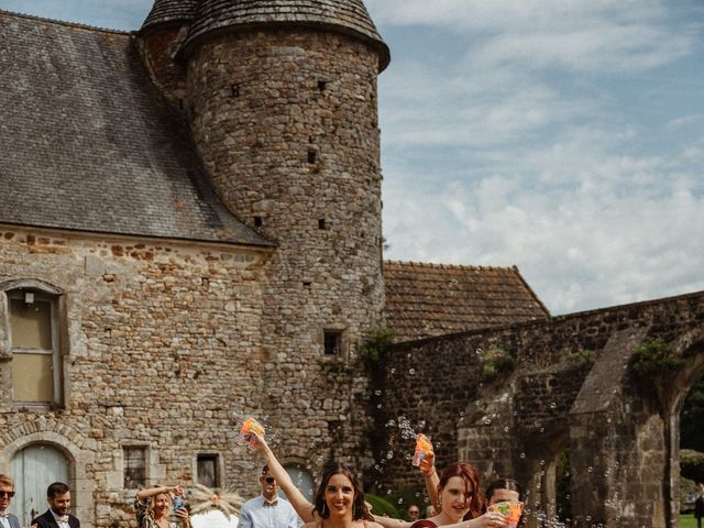 Le mariage de Léo et Louisa à Crosville-sur-Douve, Manche 61