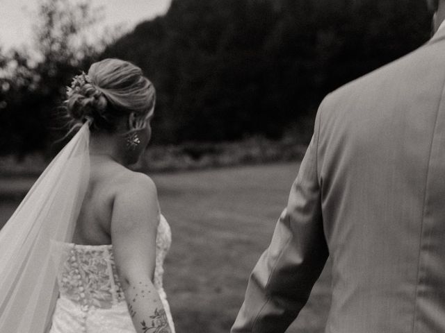 Le mariage de Léo et Louisa à Crosville-sur-Douve, Manche 110