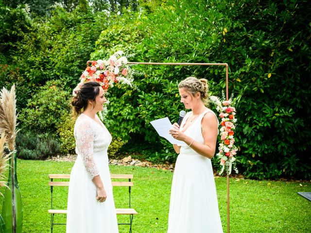 Le mariage de Fanny et Raphaëlle à Saint-Symphorien, Eure 27