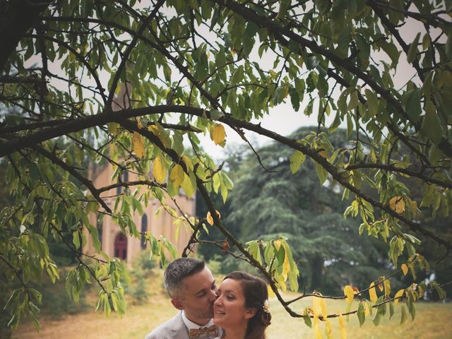 Le mariage de Raphaël et Elsa à Saint-Genis-Laval, Rhône 5