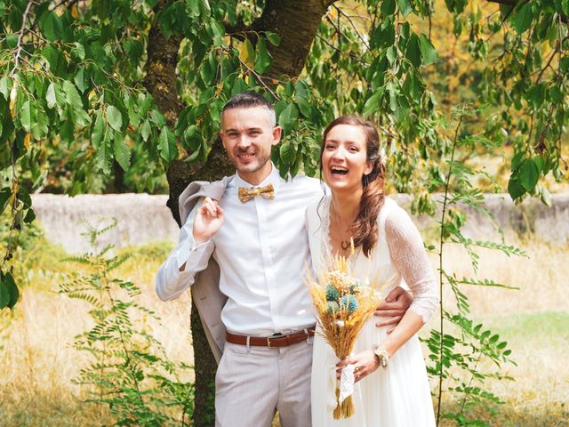 Le mariage de Raphaël et Elsa à Saint-Genis-Laval, Rhône 10