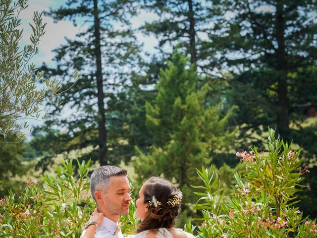 Le mariage de Raphaël et Elsa à Saint-Genis-Laval, Rhône 12