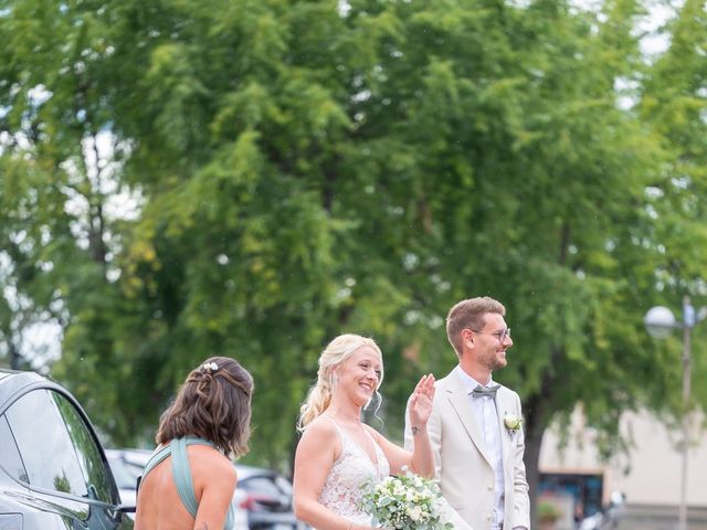 Le mariage de Damien et Daisy à Montbeugny, Allier 3