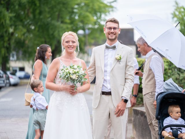 Le mariage de Damien et Daisy à Montbeugny, Allier 1