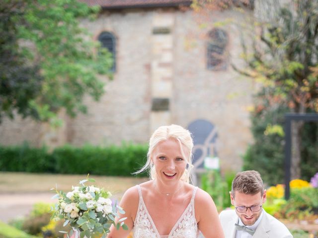 Le mariage de Damien et Daisy à Montbeugny, Allier 4