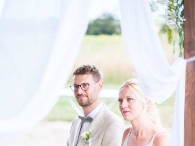 Le mariage de Damien et Daisy à Montbeugny, Allier 26