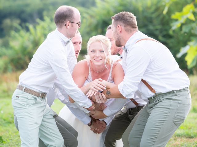 Le mariage de Damien et Daisy à Montbeugny, Allier 30