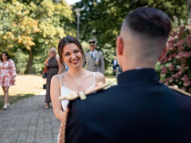 Le mariage de Matthias et Parrine à Ouézy, Calvados 7