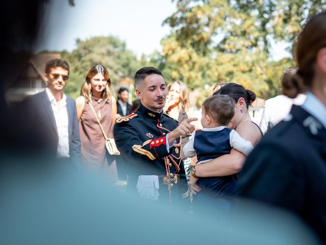 Le mariage de Matthias et Parrine à Ouézy, Calvados 10
