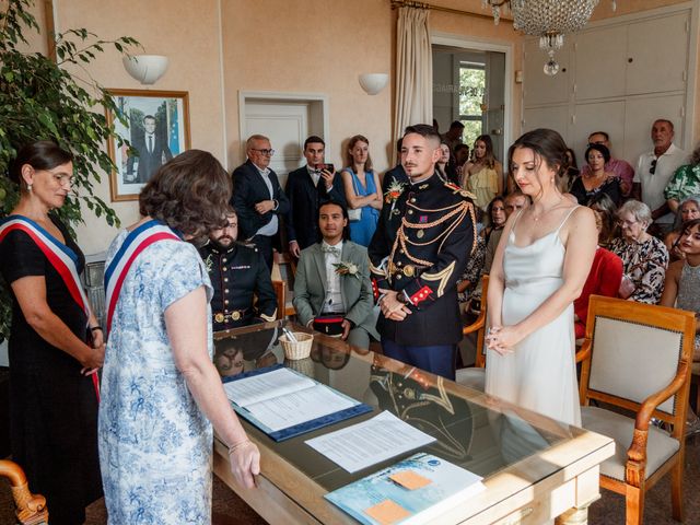 Le mariage de Matthias et Parrine à Ouézy, Calvados 18