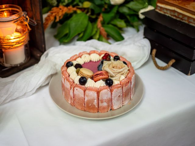 Le mariage de Matthias et Parrine à Ouézy, Calvados 241