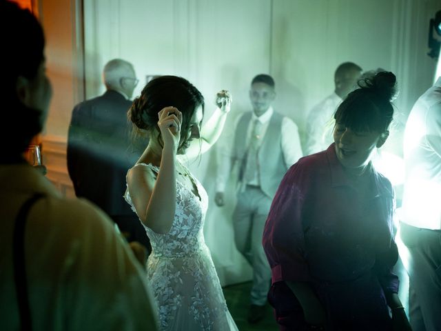 Le mariage de Matthias et Parrine à Ouézy, Calvados 308