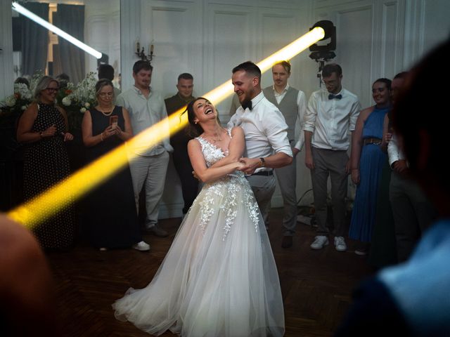 Le mariage de Matthias et Parrine à Ouézy, Calvados 305