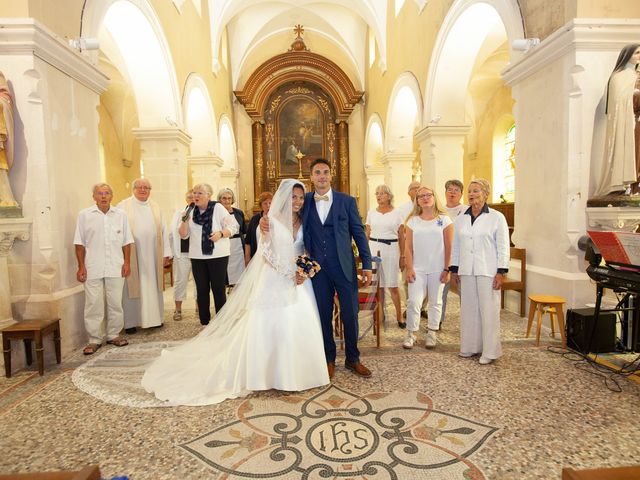 Le mariage de Jordan et Héloïse à Saint-Martin-de-Sallen, Calvados 5