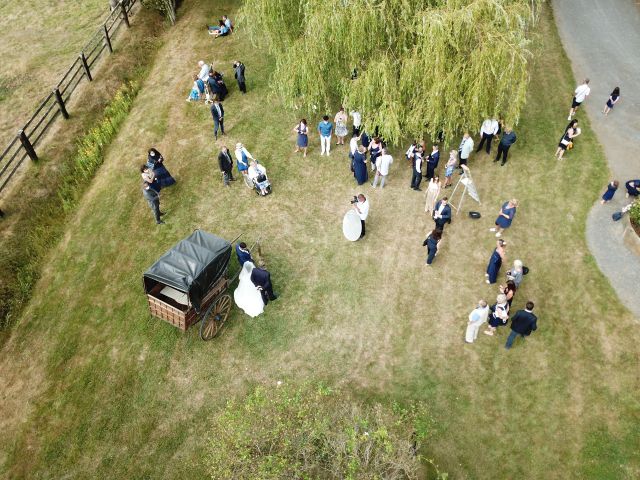 Le mariage de Jordan et Héloïse à Saint-Martin-de-Sallen, Calvados 15