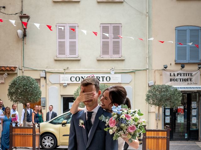 Le mariage de Alexandre et Magali à Fréjus, Var 14