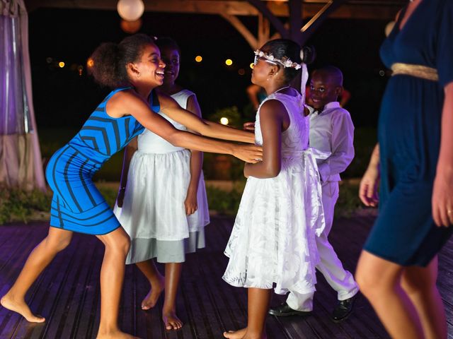 Le mariage de Loïc et Emeline à Fort-de-France, Martinique 92