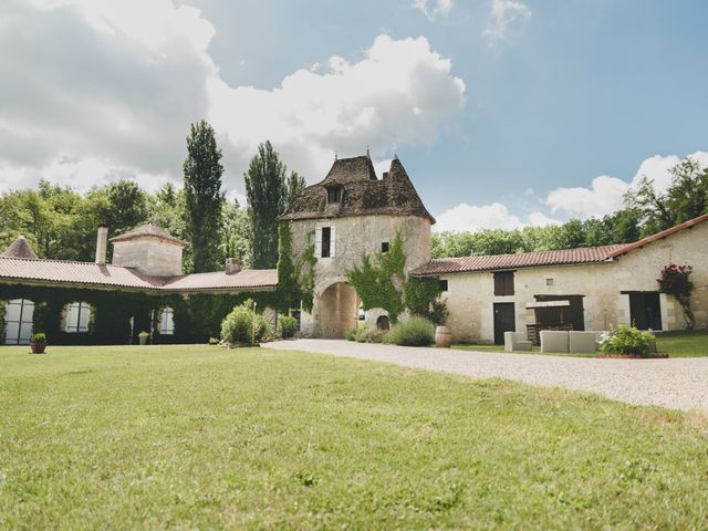 Le mariage de Victor et Léa à Montpon-Ménestérol, Dordogne 4