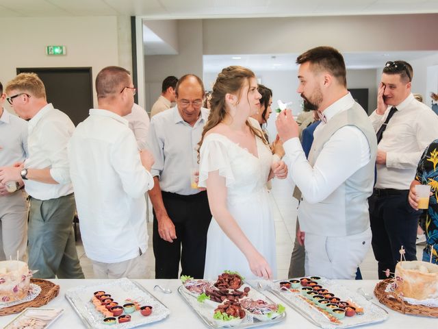 Le mariage de Charlotte et Alexandre à Taponnat-Fleurignac, Charente 27