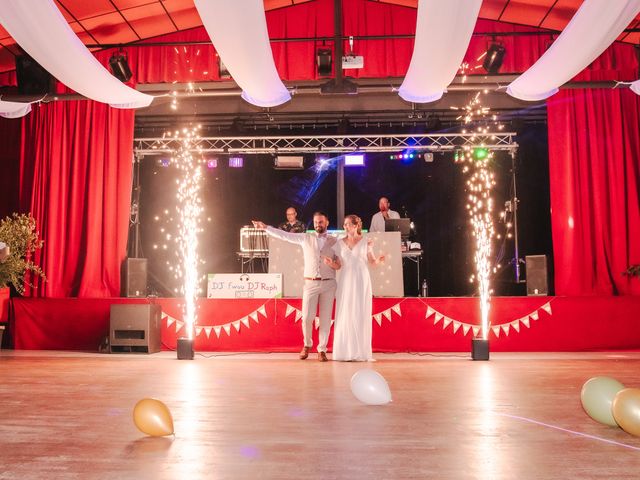 Le mariage de Charlotte et Alexandre à Taponnat-Fleurignac, Charente 47