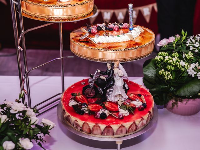 Le mariage de Charlotte et Alexandre à Taponnat-Fleurignac, Charente 53