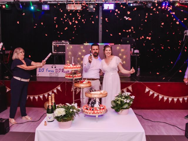 Le mariage de Charlotte et Alexandre à Taponnat-Fleurignac, Charente 55