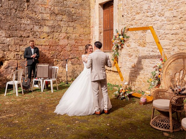 Le mariage de Tom et Lou à Béruges, Vienne 31