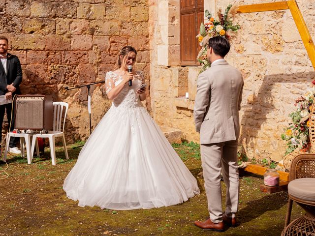 Le mariage de Tom et Lou à Béruges, Vienne 32