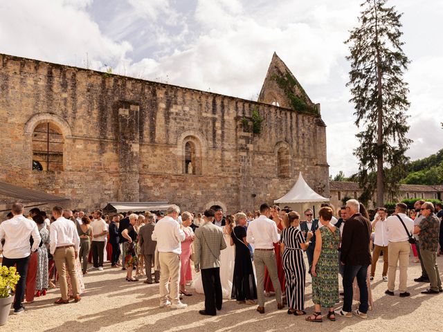 Le mariage de Tom et Lou à Béruges, Vienne 46