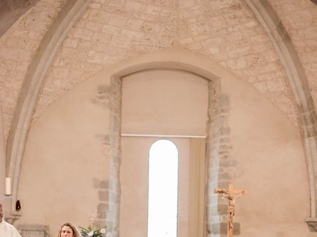 Le mariage de Romuald et Maïté à Larringes, Haute-Savoie 23